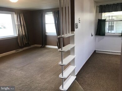 4222 10th Ave, Temple, PA 19560 - photo 5