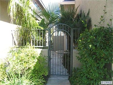 Private front entry custom gate