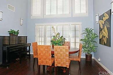 Dining room.