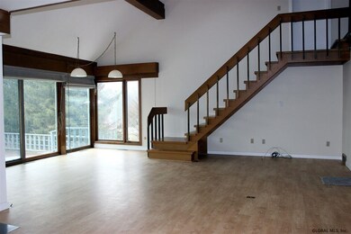 4057 River Rd, Schenectady, NY 12309 - photo 5