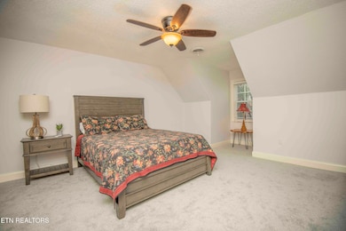 master bed 2_1