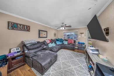 1606 NW Beechwood Dr, Lawton, OK 73505 - photo 5