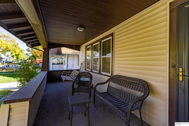 2441 Whitmore St, Omaha, NE 68112 - photo 4