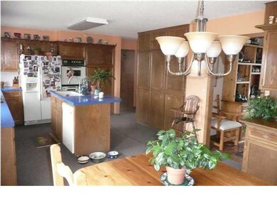 Eating space off kitchen for casual dining.