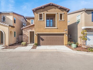 188 Aria Ave S, Madera, CA 93636 - photo 2