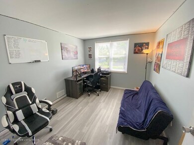 924 Armstrong Ave unit 1-3, Staten Island, NY 10308 - photo 5