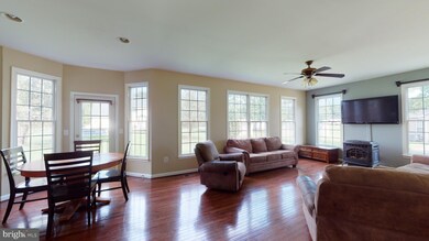 6902 Myers Dr, Bryans Road, MD 20616 - photo 5