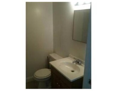 686 Plymouth Ave unit 2R, Fall River, MA 02721 - photo 3