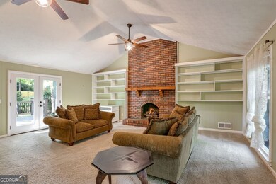 4624 Mountain Creek Dr