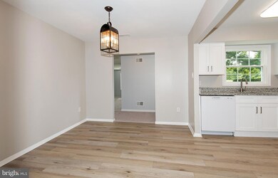 1866 Harcourt Ave, Crofton, MD 21114 - photo 5