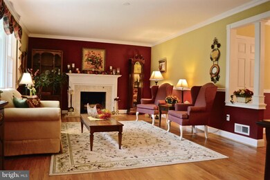 1139 Greenway Rd, Cockeysville, MD 21030 - photo 6