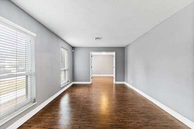 4815 Caris St, Houston, TX 77091 - photo 7