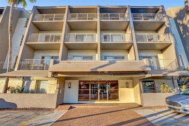 1595 NE 135th St unit 334, North Miami, FL 33161 - photo 3