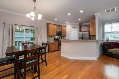 Dining/Kitchen