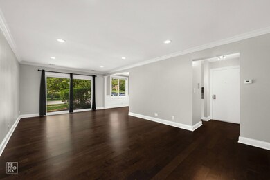 451 Raintree Ct unit 1C, Glen Ellyn, IL 60137 - photo 2