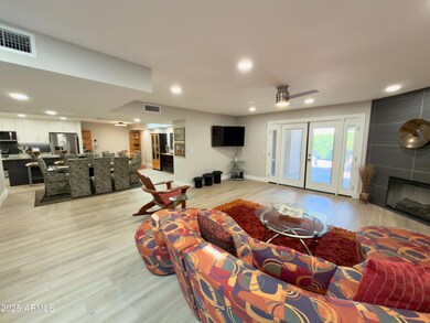 8076 E Vía Del Arbor, Scottsdale, AZ 85258 - photo 6