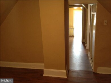 25 Main St unit 3, Darby, PA 19023 - photo 4