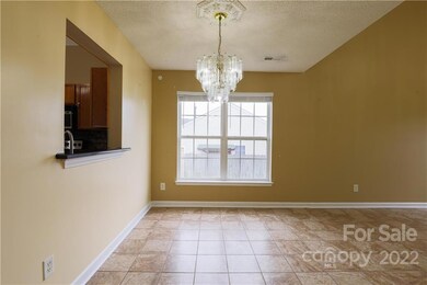 926 Ashland Ave, Statesville, NC 28677 - photo 5