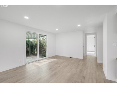 871 Liberty Bell Dr unit 474, Beaverton, OR 97006 - photo 5