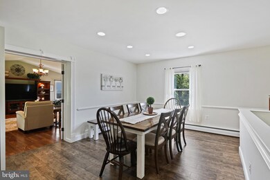 10693 Stansfield Rd, Laurel, MD 20723 - photo 6