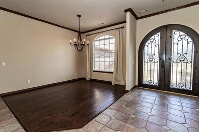 Dining with Front Door