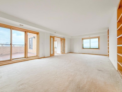 110 1st Ave NE unit F1006, Minneapolis, MN 55413 - photo 2