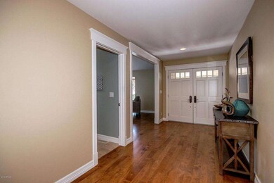 Rancho Entry and Powder Room