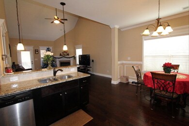 Kitchen/Dining