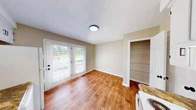 1485 Nichols Dr unit B, Clarksville, TN 37042 - photo 7