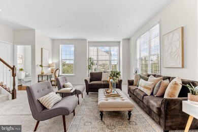 1102 Carinoso Cir, Severn, MD 21144 - photo 4