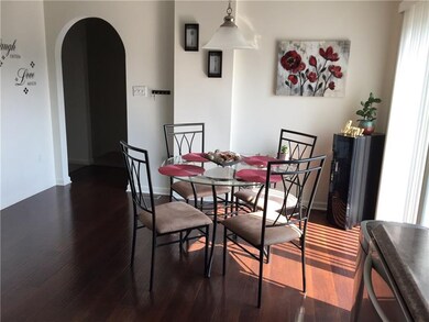 Open dining area adjacent to kitchen,sliding door 