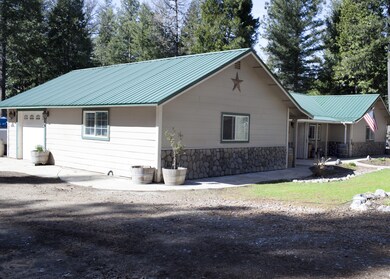 Exterior Main House2