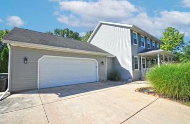 26392 Traders Post Ln, South Bend, IN 46619 - photo 3