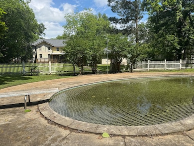 229 S Division St, West Point, MS 39773 - photo 5