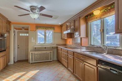 60 Durso Ave, Lawrence, MA 01843 - photo 4