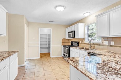 28914 Ashbrook Ln, Magnolia, TX 77355 - photo 5