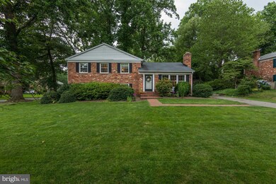2420 Lancaster Ct, Falls Church, VA 22043 - photo 3
