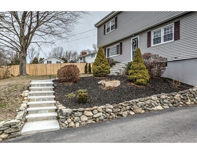 129 Old Marsh Hill Rd, Dracut, MA 01826 - photo 2