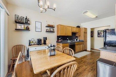 1611 Fredericksburg Ln unit 1, Aurora, IL 60503 - photo 7