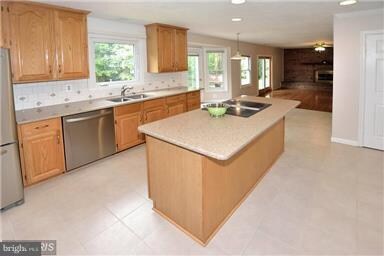 13408 Sand Rock Ct, Chantilly, VA 20151 - photo 7