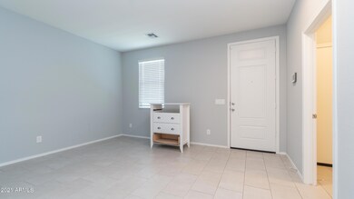 11622 W Ventura St-5