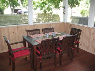 1484 Dean St, Schenectady, NY 12309 - photo 5