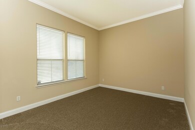 006_Living Room