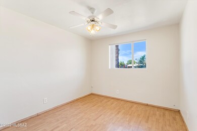 3502 N Olive (13)
