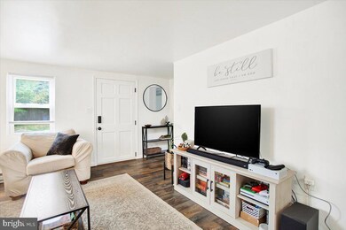 704 Square St, Mount Joy, PA 17552 - photo 7