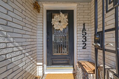 1532 S Gessner Rd, Houston, TX 77063 - photo 2