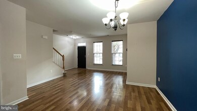 15515 John Diskin Cir, Woodbridge, VA 22191 - photo 2