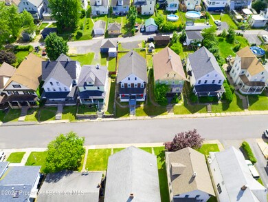 1137 W Locust St, Scranton, PA 18504 - photo 5