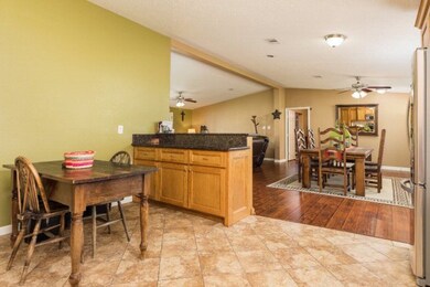 2528 County Road 172, Alvin, TX 77511 - photo 7