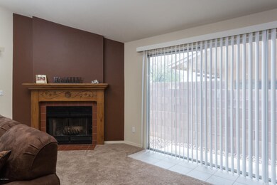 2979 W. Yorkshire-8952